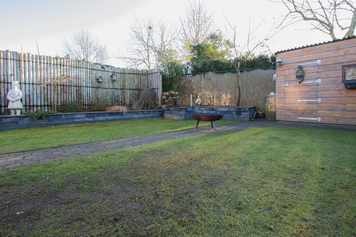 Photo 21 of Esdoornlaan 5