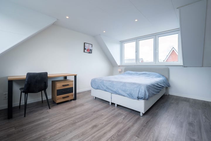 Foto 34 van Steenarend 24