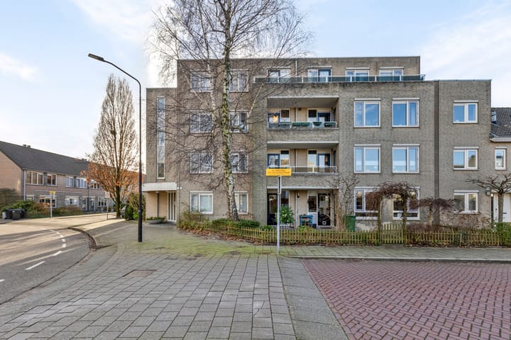 Foto 5 van Bertus van Akenlaan 26