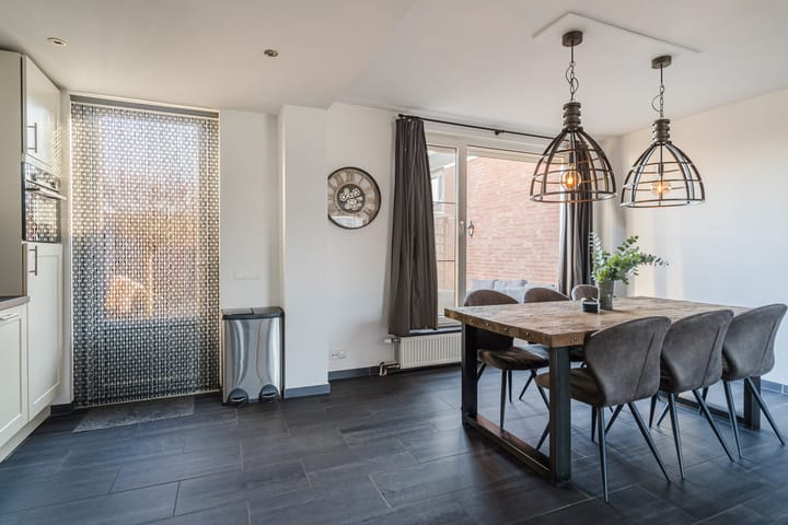 Foto 10 van Dokter A.Hoynck van Papendrechtstraat 73