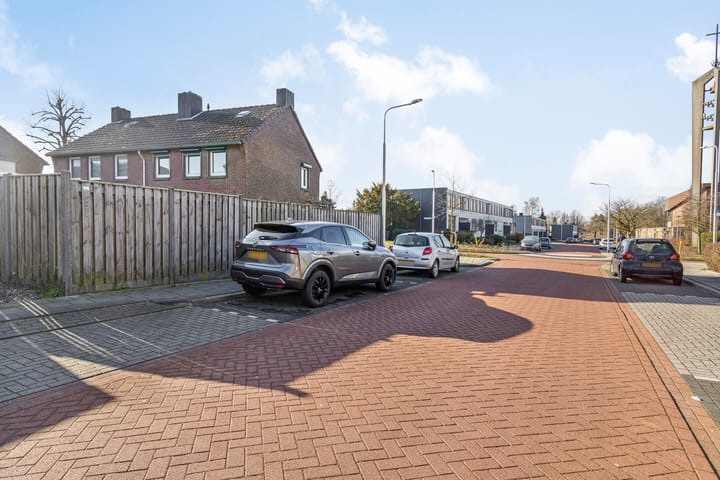 Foto 10 van Nassaustraat 66