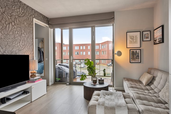 Photo 2 of Koning Willem-Alexanderplein 103