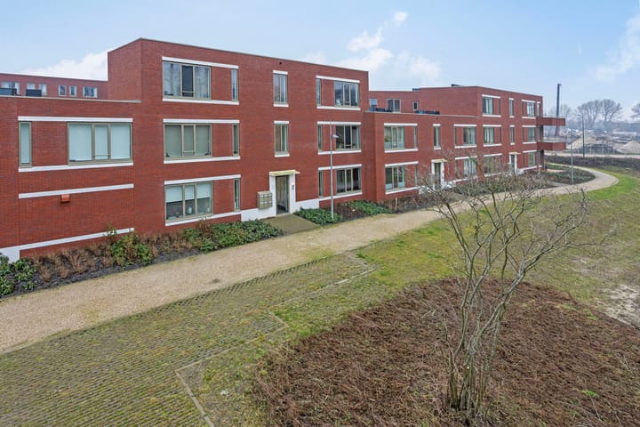 Photo 5 of Koning Willem-Alexanderplein 103