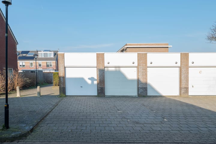 Photo 39 of Frans Baljonpad 12