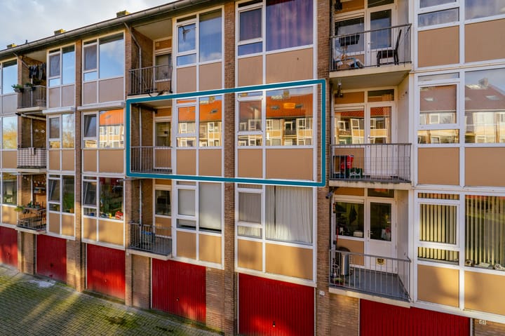 Photo 32 of Arent Krijtsstraat 79