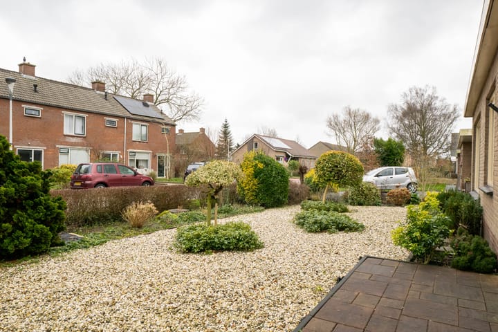 Foto 38 van Radboudstraat 2