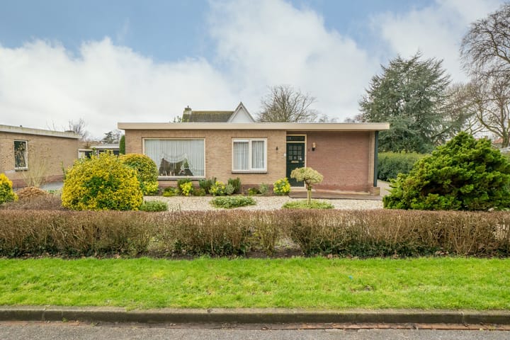 Foto 40 van Radboudstraat 2