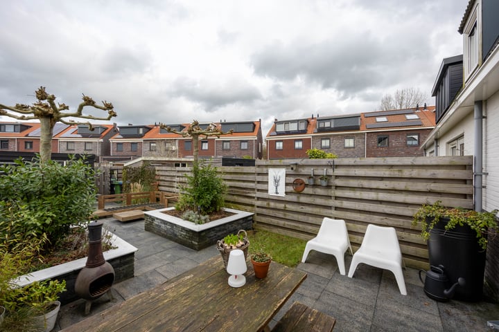 Bekijk foto 35 van Van Eyckstraat 45