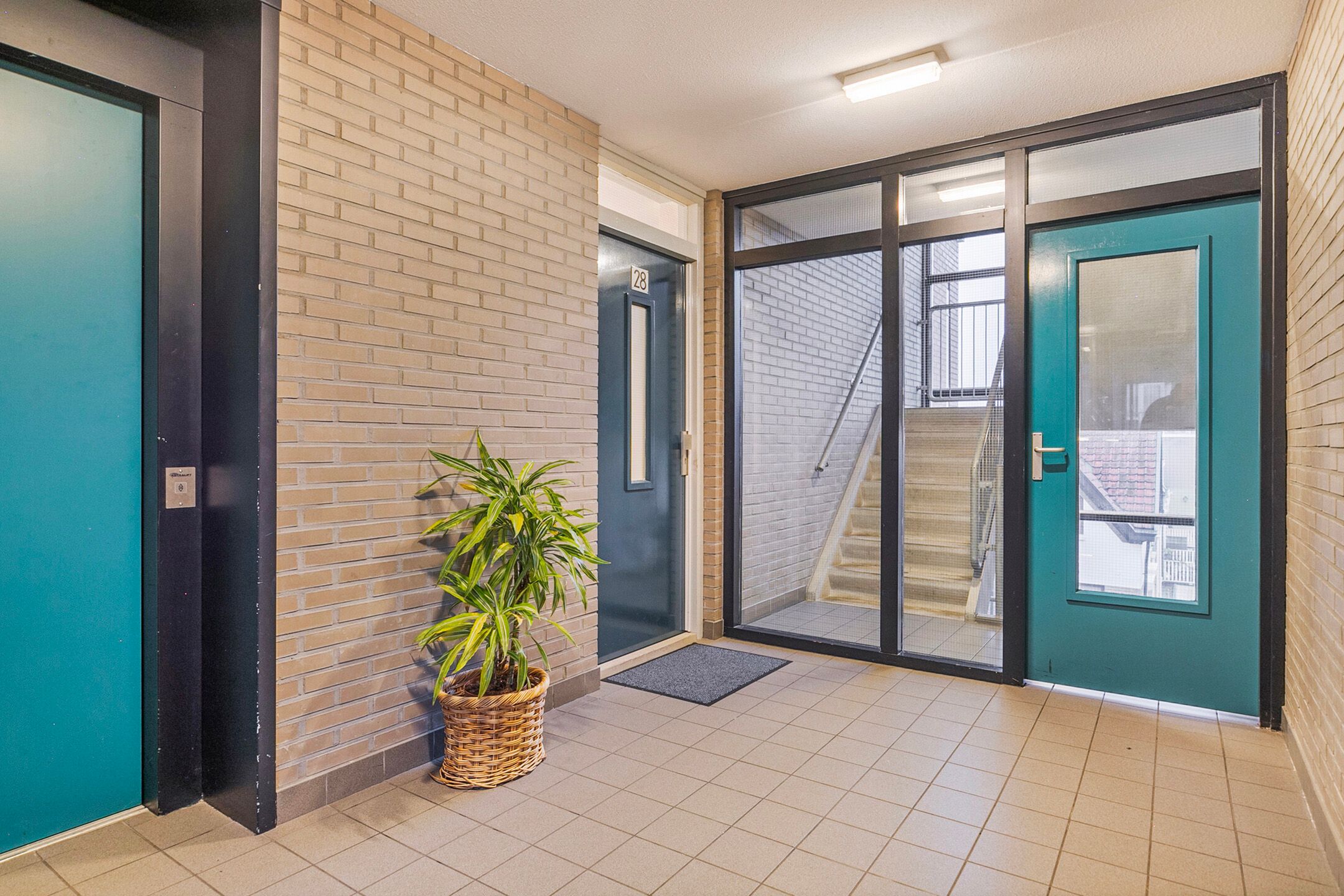 Photo 6 of Abraham Patrasstraat 28