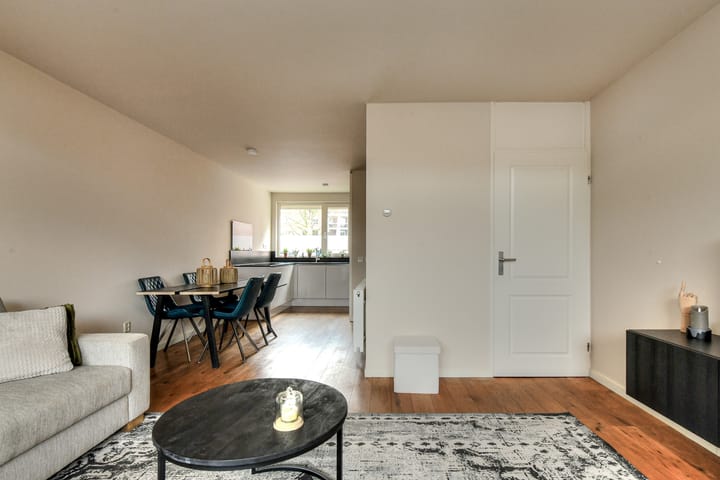 Foto 4 van Waterlooplein 2