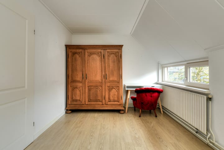 Foto 24 van Waterlooplein 2