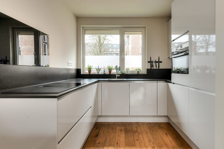 Foto 5 van Waterlooplein 2