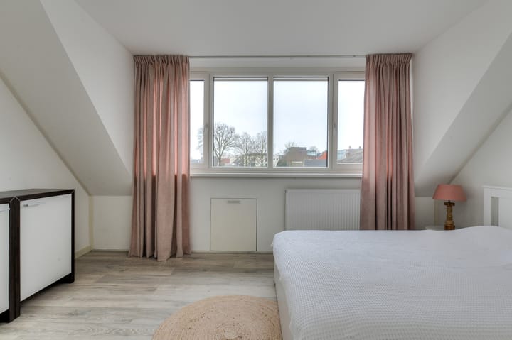 Foto 17 van Waterlooplein 2