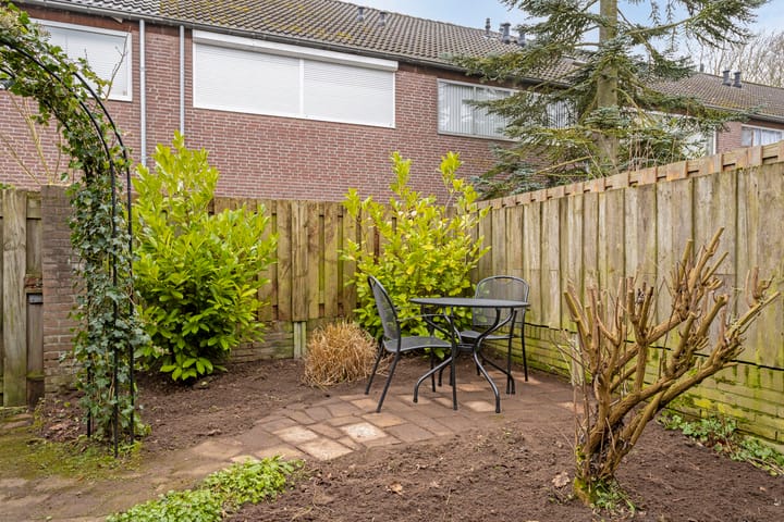 Foto 27 van Basstraat 126