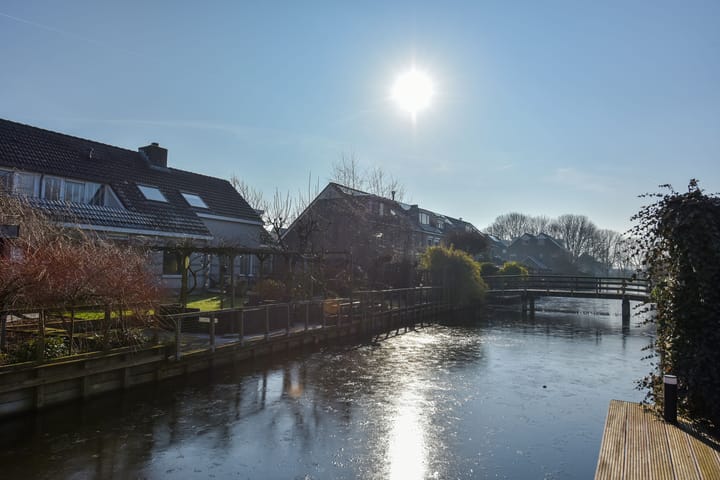 Foto 25 van Ebro 135