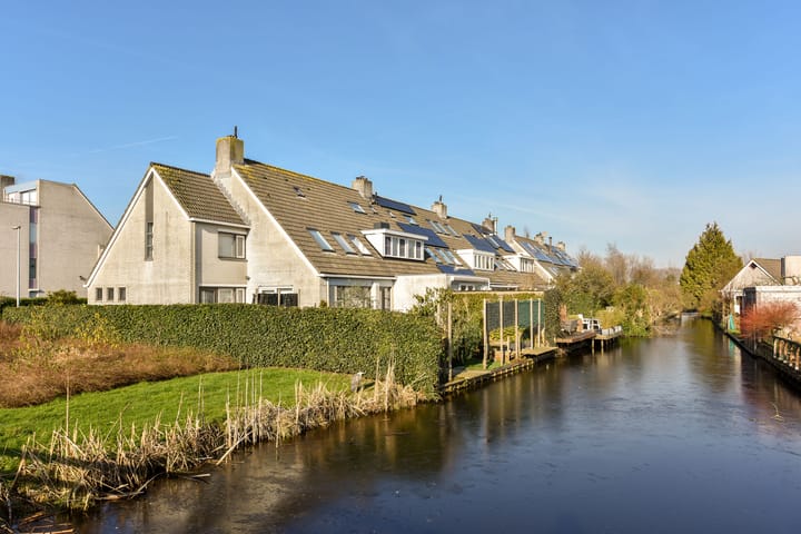 Foto 29 van Ebro 135