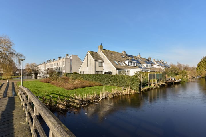 Foto 28 van Ebro 135