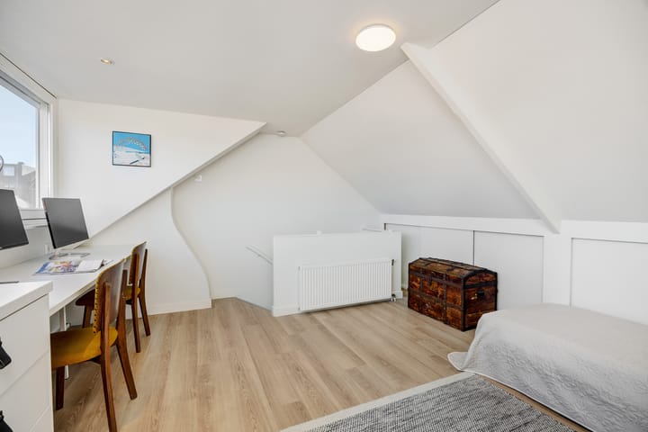 Foto 29 van Symon Pelgromstraat 21