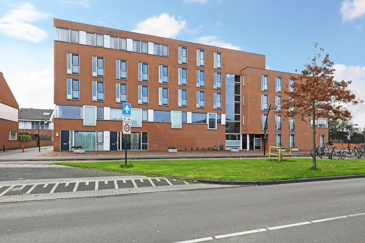 Foto 1 van Laakboulevard 226