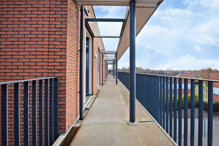 Foto 5 van Laakboulevard 226