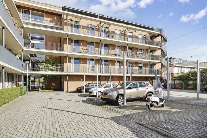 Foto 30 van Laakboulevard 226