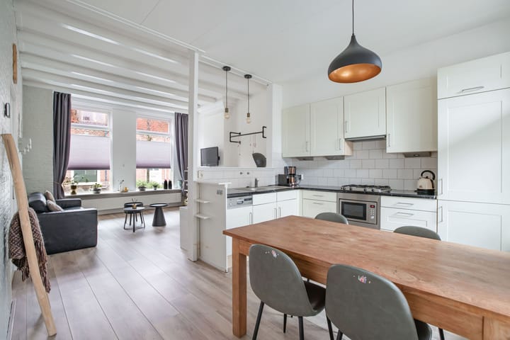 Foto 10 van 2e Hollandiastraat 5