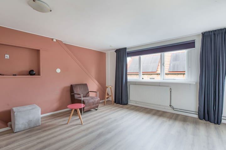 Foto 20 van 2e Hollandiastraat 5