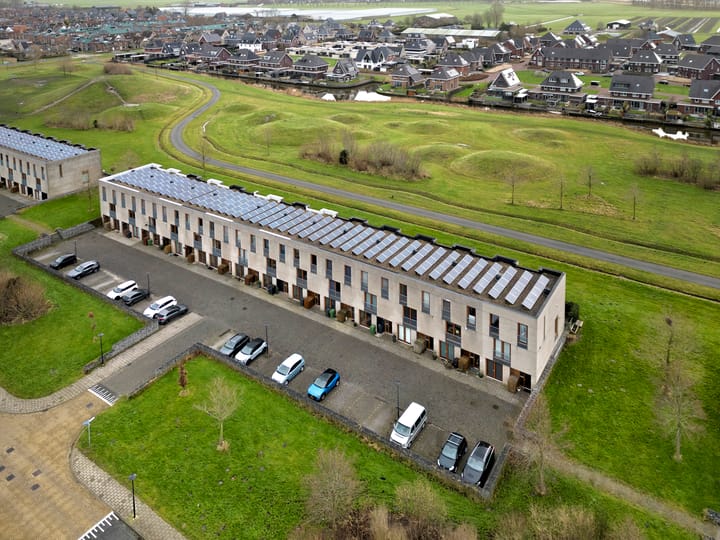 Foto 2 van Weegbree 23