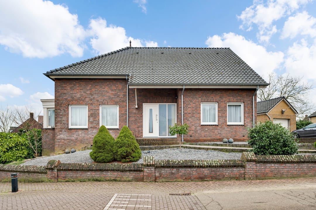 Foto 1 van Hagelkruis 12