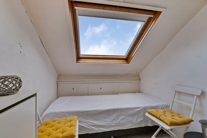 Foto 22 van Loenensestraat 69