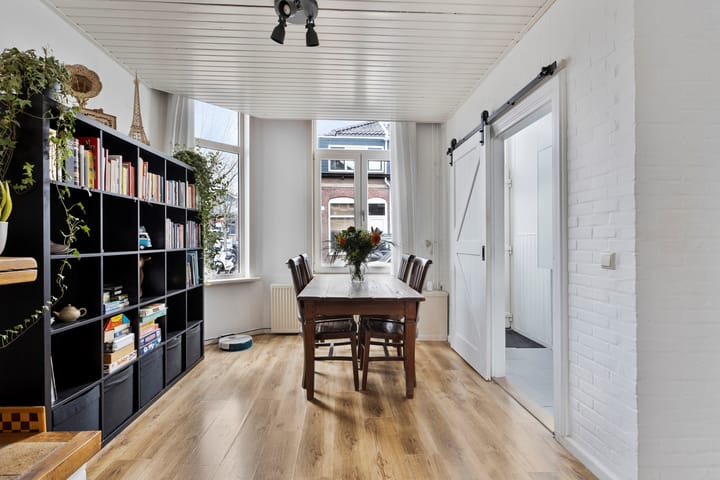 Foto 11 van Floresstraat 40