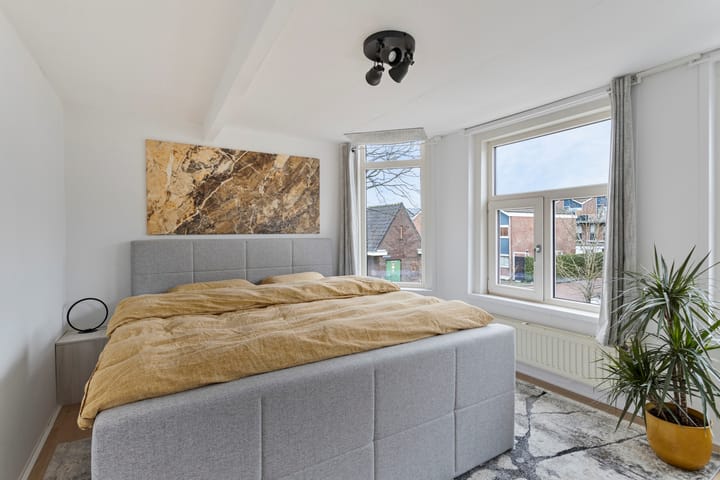 Foto 22 van Floresstraat 40