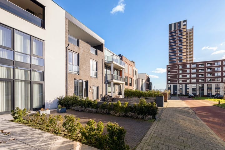 Foto 44 van Dagpauwooglaan 86