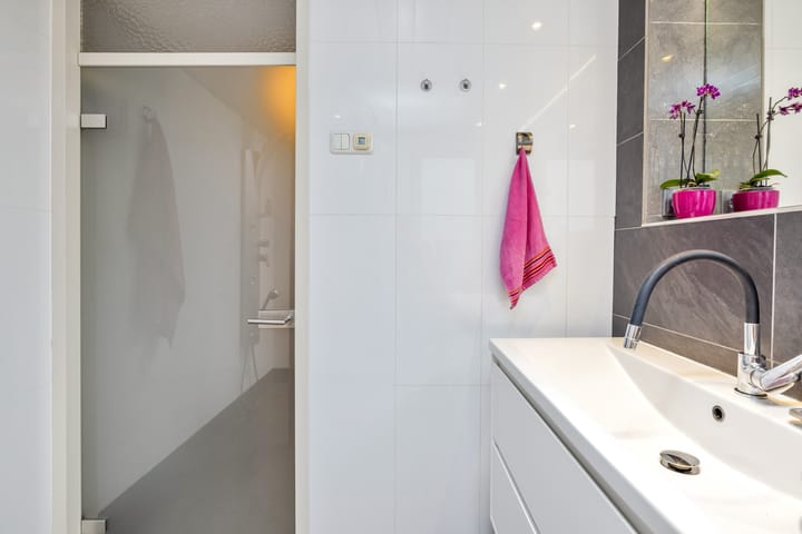 Foto 21 van Pruikenmakerstraat 6