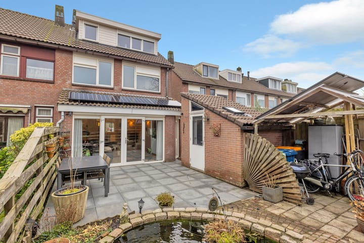 Foto 40 van Pruikenmakerstraat 6