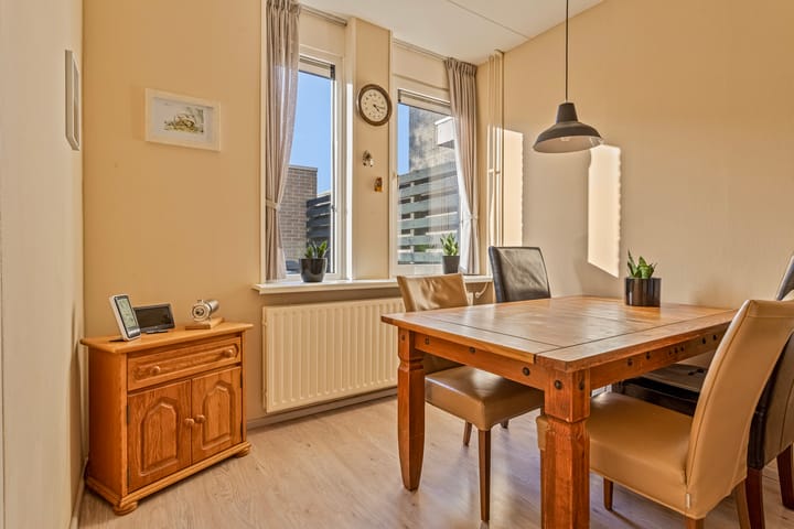 Foto 12 van Jasker 15