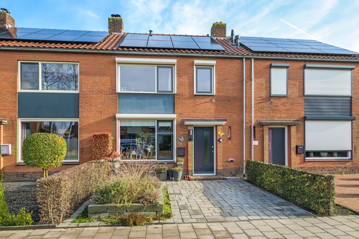 Foto 2 van Burgemeester Chevallierplein 9