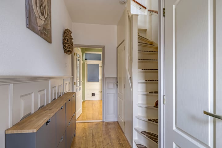 Photo 11 of Burgemeester Chevallierplein 9