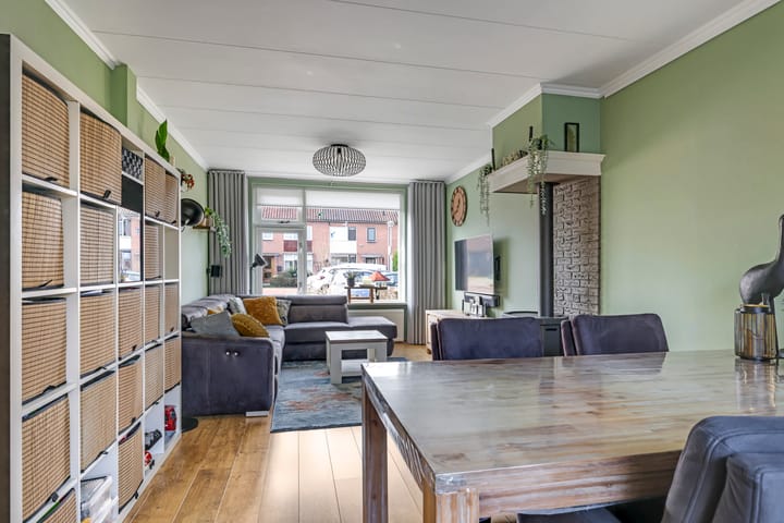 Photo 14 of Burgemeester Chevallierplein 9