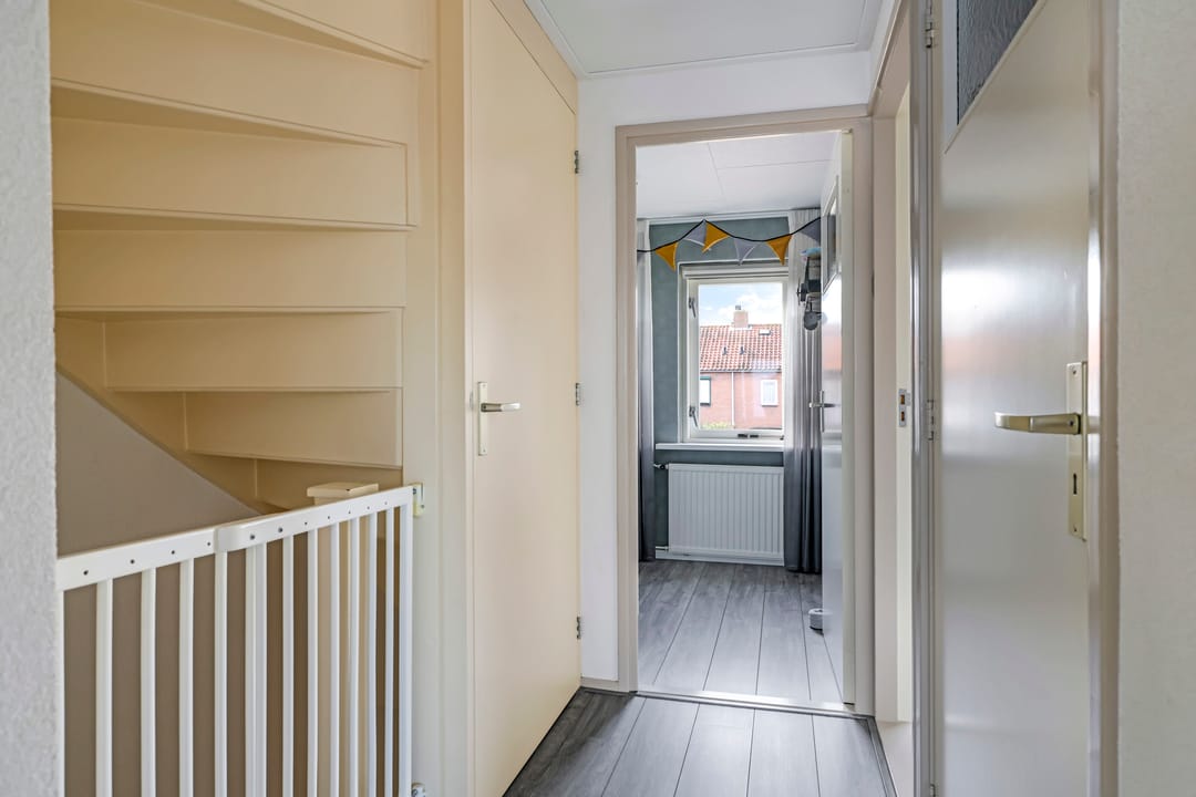 Photo 37 of Burgemeester Chevallierplein 9