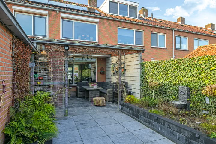 Photo 44 of Burgemeester Chevallierplein 9