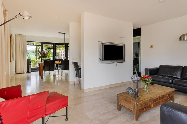 Foto 10 van Wim Sonneveldstraat 26