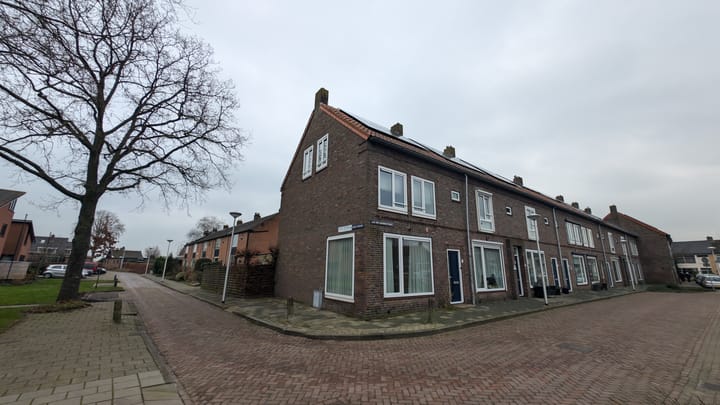 Foto 2 van Jan van Banningstraat 39
