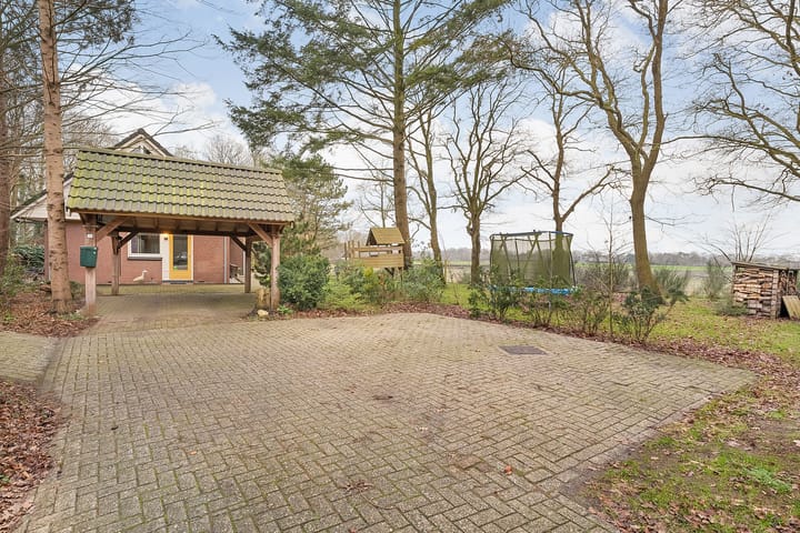 Photo 2 of Witteveen 20-Y