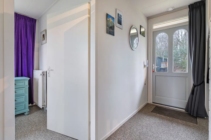 Photo 11 of Witteveen 20-Y