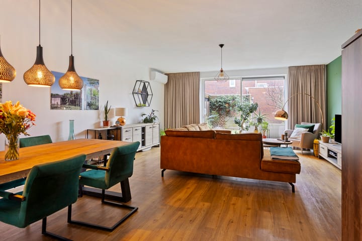 Foto 8 van Annie M.G. Schmidthof 1