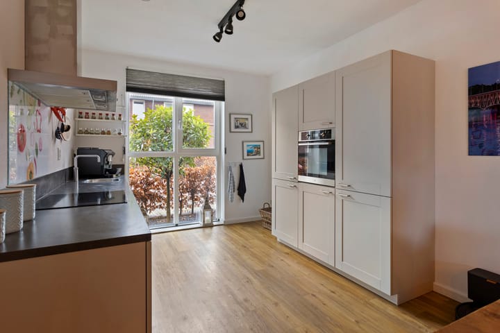 Foto 16 van Annie M.G. Schmidthof 1