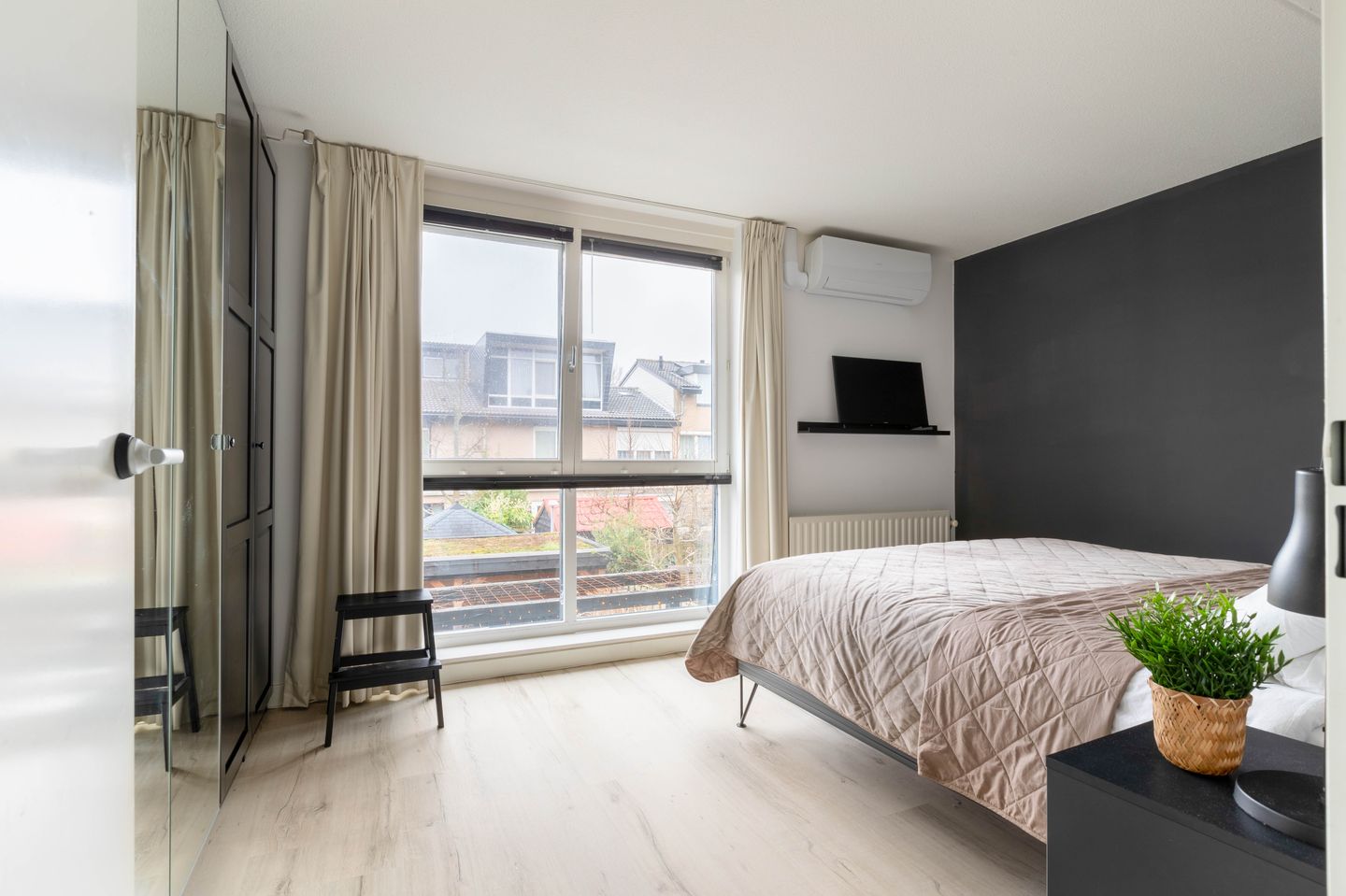 Foto 19 van Charlotte van Pallandtlaan 14