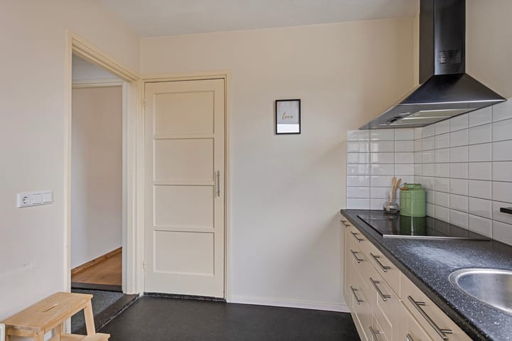 Foto 11 van Julianastraat 42