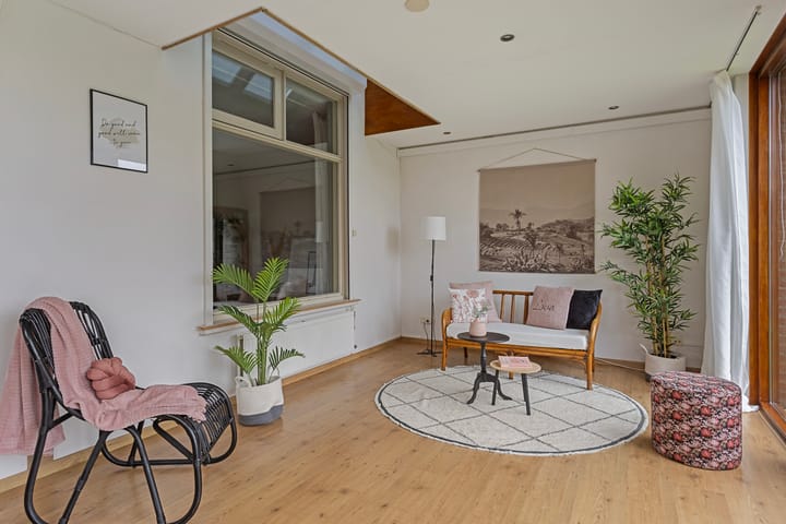 Foto 16 van Julianastraat 42